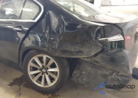 2014 BMW 528I xDrive z USA, uszkodzony, nr VIN WBA5A7C55ED618351